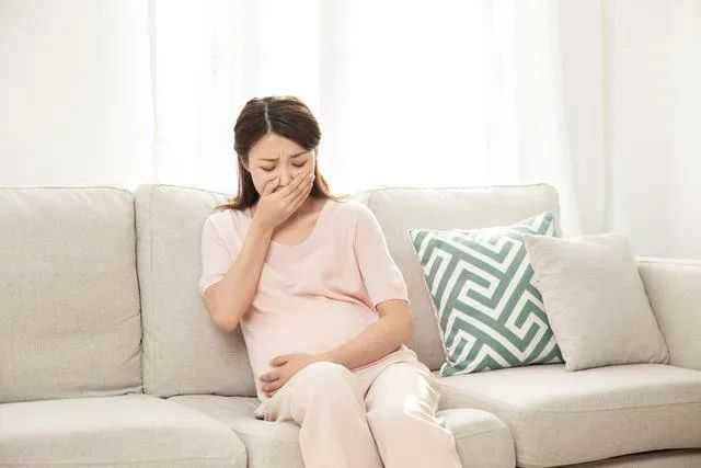 宫外孕的早期征兆：你需要知道这些！